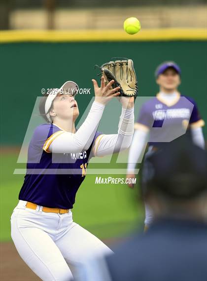 Thumbnail 1 in Farmersville vs Winnsboro photogallery.