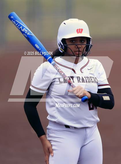 Thumbnail 1 in Farmersville vs Winnsboro photogallery.