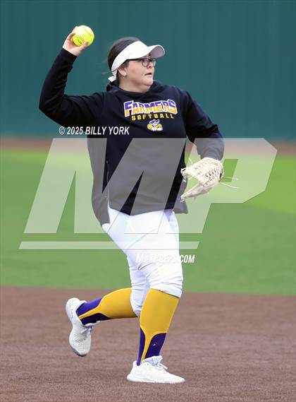 Thumbnail 3 in Farmersville vs Winnsboro photogallery.