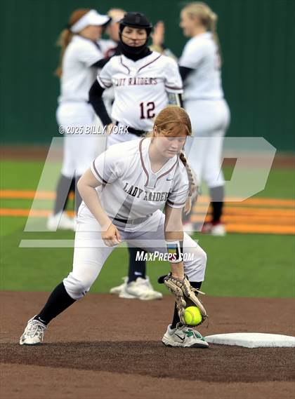 Thumbnail 3 in Farmersville vs Winnsboro photogallery.