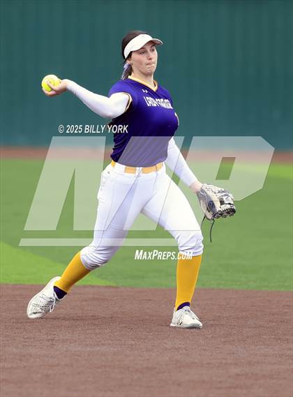 Thumbnail 1 in Farmersville vs Winnsboro photogallery.