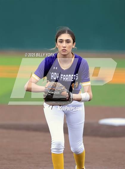 Thumbnail 2 in Farmersville vs Winnsboro photogallery.