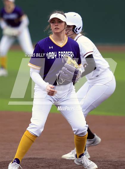 Thumbnail 3 in Farmersville vs Winnsboro photogallery.