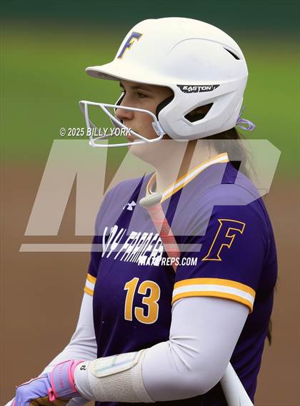 Thumbnail 1 in Farmersville vs Winnsboro photogallery.
