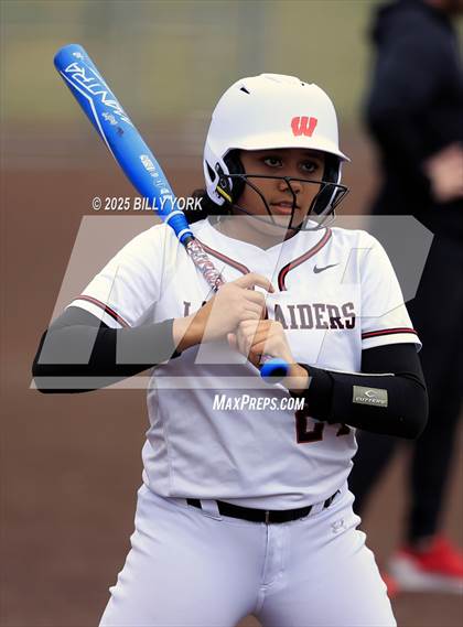 Thumbnail 2 in Farmersville vs Winnsboro photogallery.