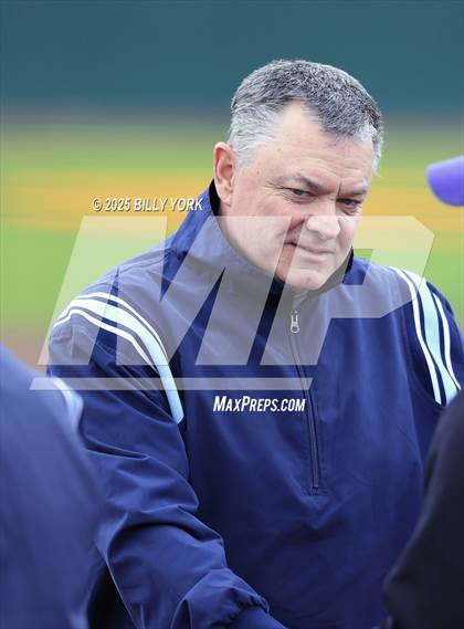 Thumbnail 2 in Farmersville vs Winnsboro photogallery.