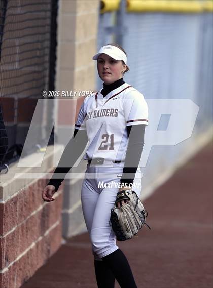 Thumbnail 3 in Farmersville vs Winnsboro photogallery.