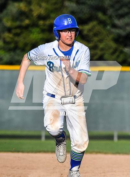 Thumbnail 2 in Marin Catholic @ Branson photogallery.