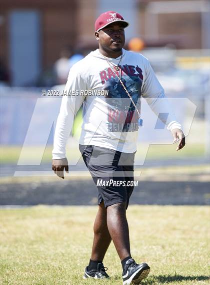 Thumbnail 2 in Ribault @ Raines photogallery.