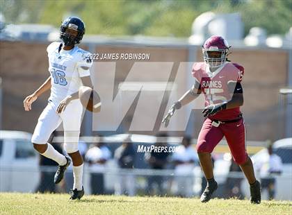 Thumbnail 2 in Ribault @ Raines photogallery.