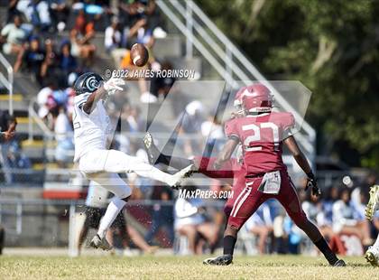 Thumbnail 1 in Ribault @ Raines photogallery.