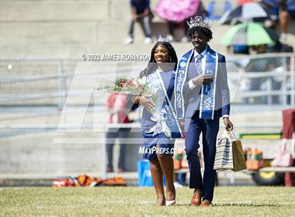 Thumbnail 2 in Ribault @ Raines photogallery.