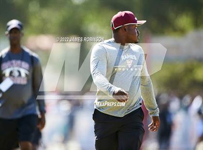 Thumbnail 2 in Ribault @ Raines photogallery.