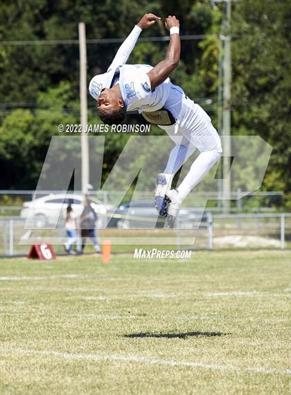 Thumbnail 1 in Ribault @ Raines photogallery.