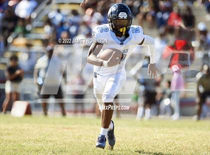 Thumbnail 1 in Ribault @ Raines photogallery.