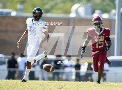 Thumbnail 1 in Ribault @ Raines photogallery.