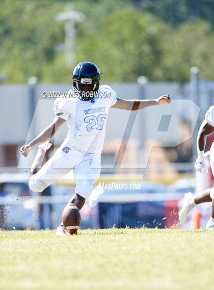 Thumbnail 2 in Ribault @ Raines photogallery.