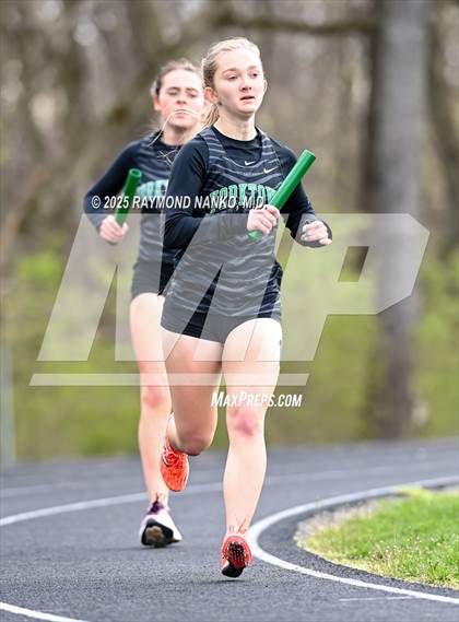 Thumbnail 1 in Yorktown 4 Way (3200 meter)  photogallery.