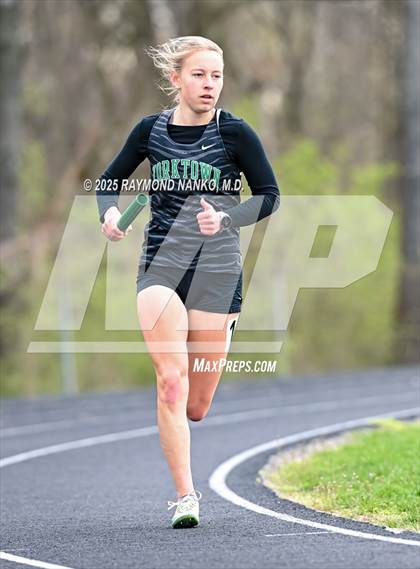 Thumbnail 1 in Yorktown 4 Way (3200 meter)  photogallery.