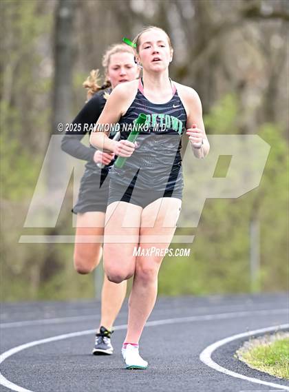 Thumbnail 3 in Yorktown 4 Way (3200 meter)  photogallery.