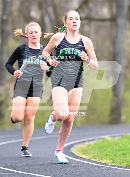 Thumbnail 2 in Yorktown 4 Way (3200 meter)  photogallery.