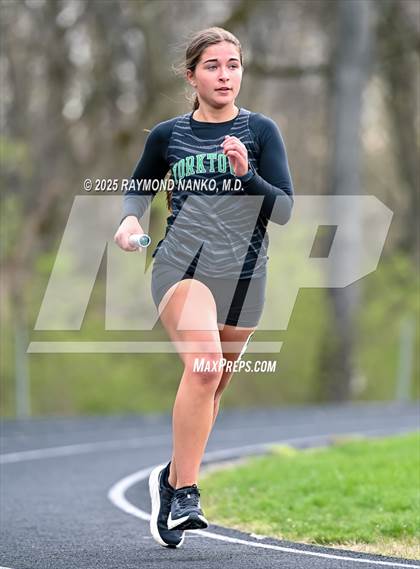 Thumbnail 1 in Yorktown 4 Way (3200 meter)  photogallery.