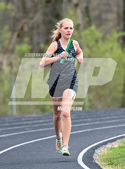 Thumbnail 1 in Yorktown 4 Way (3200 meter)  photogallery.