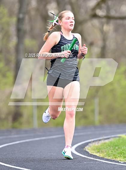 Thumbnail 1 in Yorktown 4 Way (3200 meter)  photogallery.