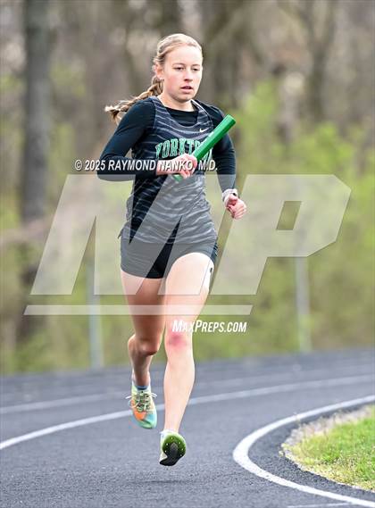 Thumbnail 1 in Yorktown 4 Way (3200 meter)  photogallery.