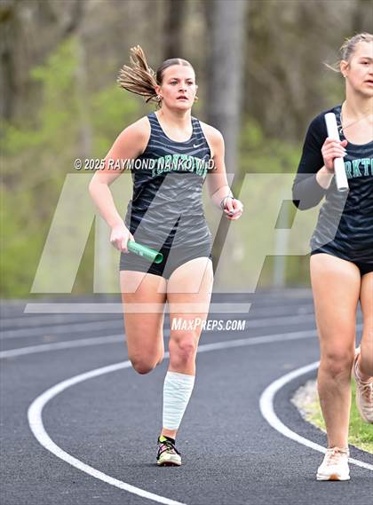 Thumbnail 2 in Yorktown 4 Way (3200 meter)  photogallery.
