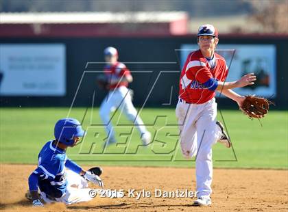 Thumbnail 2 in Nolan Catholic vs Midland Christian (Texas Private School Classic) photogallery.