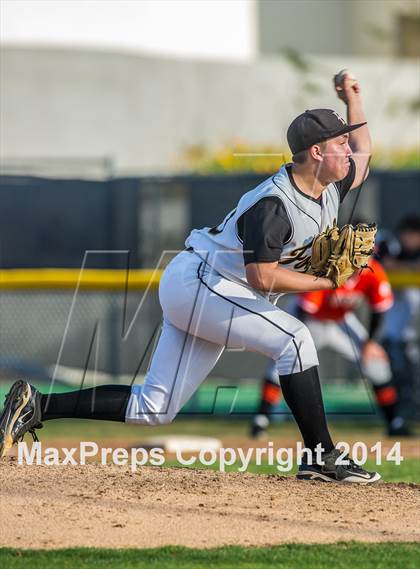 Thumbnail 1 in Huntington Beach @ Foothill photogallery.