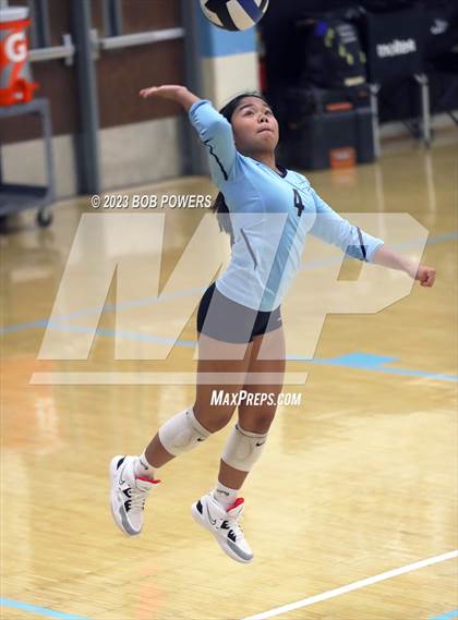 Thumbnail 2 in McLean @ Centreville photogallery.