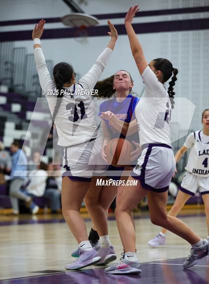 Thumbnail 3 in Selinsgrove vs. Shamokin Area (PIAA District 4 Class 4A Quarterfinal) photogallery.