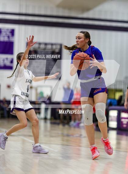 Thumbnail 2 in Selinsgrove vs. Shamokin Area (PIAA District 4 Class 4A Quarterfinal) photogallery.