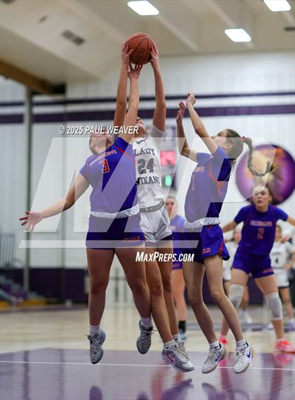 Thumbnail 3 in Selinsgrove vs. Shamokin Area (PIAA District 4 Class 4A Quarterfinal) photogallery.