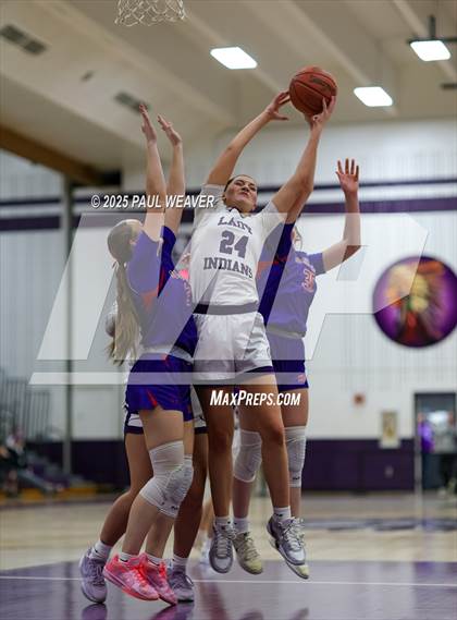 Thumbnail 3 in Selinsgrove vs. Shamokin Area (PIAA District 4 Class 4A Quarterfinal) photogallery.