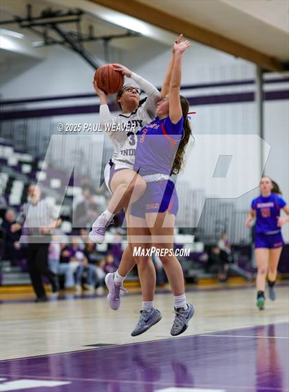 Thumbnail 1 in Selinsgrove vs. Shamokin Area (PIAA District 4 Class 4A Quarterfinal) photogallery.