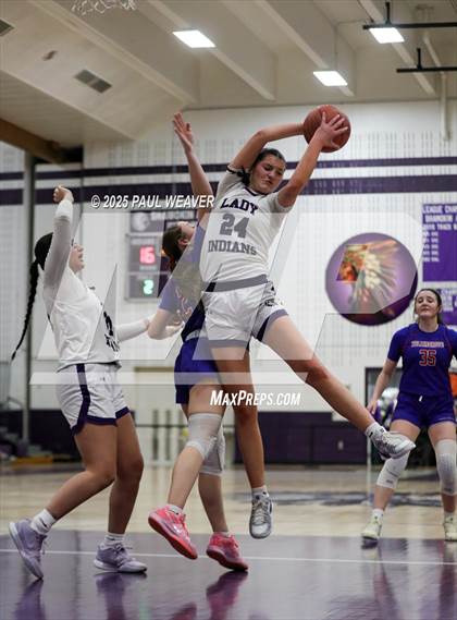 Thumbnail 2 in Selinsgrove vs. Shamokin Area (PIAA District 4 Class 4A Quarterfinal) photogallery.
