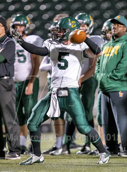 Thumbnail 1 in Covenant Christian vs. Legacy Christian Academy (TAPPS D3 Semifinal Playoffs) photogallery.