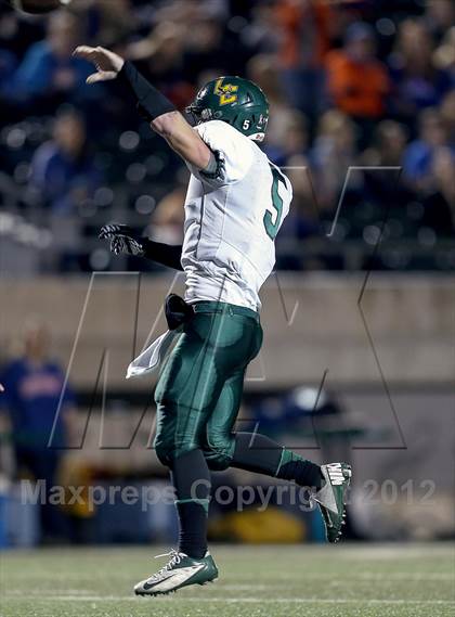 Thumbnail 1 in Covenant Christian vs. Legacy Christian Academy (TAPPS D3 Semifinal Playoffs) photogallery.