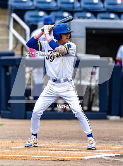 Thumbnail 2 in Salem Hills vs. Orem (UHSAA 5A Bracket Play) photogallery.