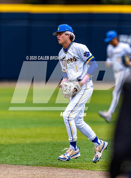 Thumbnail 1 in Salem Hills vs. Orem (UHSAA 5A Bracket Play) photogallery.