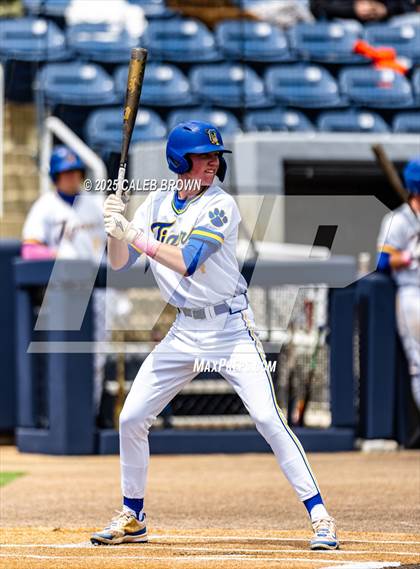 Thumbnail 3 in Salem Hills vs. Orem (UHSAA 5A Bracket Play) photogallery.