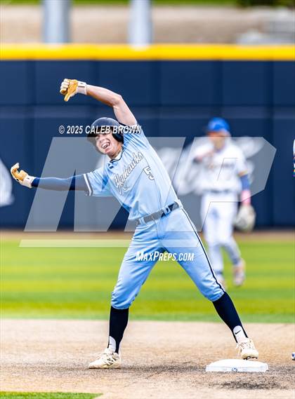 Thumbnail 3 in Salem Hills vs. Orem (UHSAA 5A Bracket Play) photogallery.