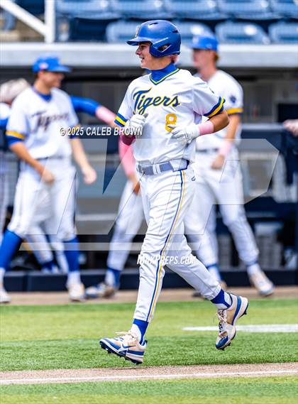 Thumbnail 1 in Salem Hills vs. Orem (UHSAA 5A Bracket Play) photogallery.