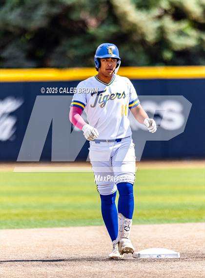 Thumbnail 3 in Salem Hills vs. Orem (UHSAA 5A Bracket Play) photogallery.