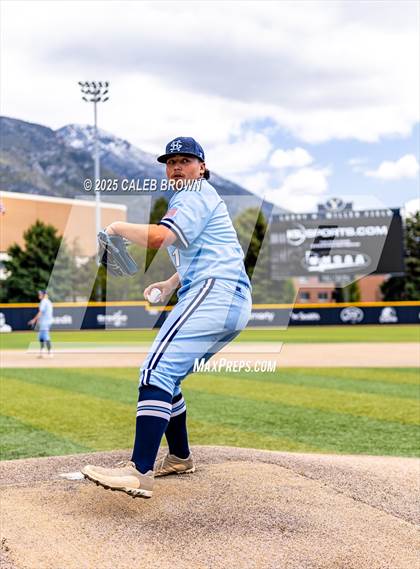 Thumbnail 3 in Salem Hills vs. Orem (UHSAA 5A Bracket Play) photogallery.