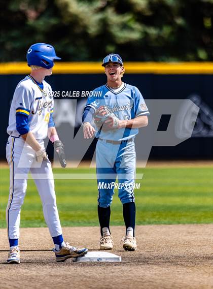 Thumbnail 3 in Salem Hills vs. Orem (UHSAA 5A Bracket Play) photogallery.