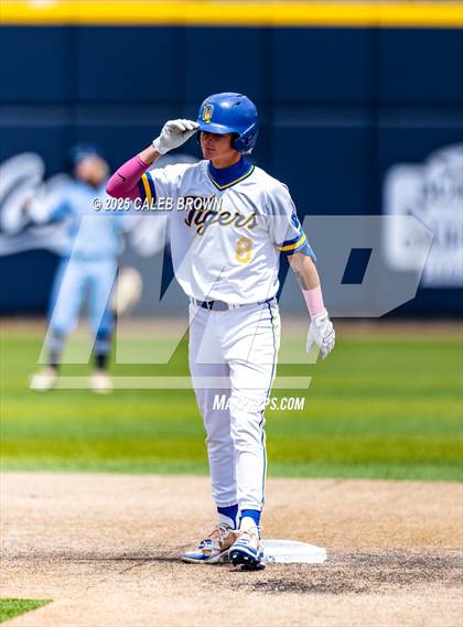 Thumbnail 2 in Salem Hills vs. Orem (UHSAA 5A Bracket Play) photogallery.